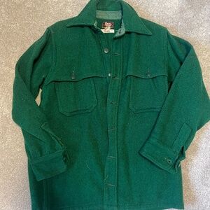 ORIGINAL WOOL RICH GREEN BUTTON DOWN